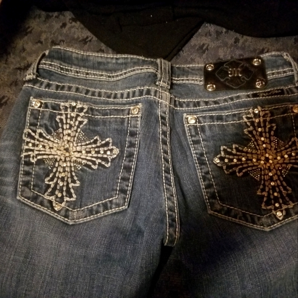 Miss me Jean's size 28